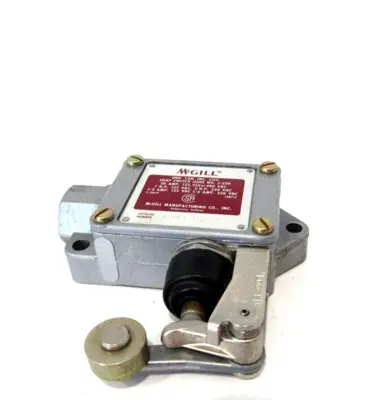 NEW MCGILL 1503-0702 LIMIT SWITCH 15030702