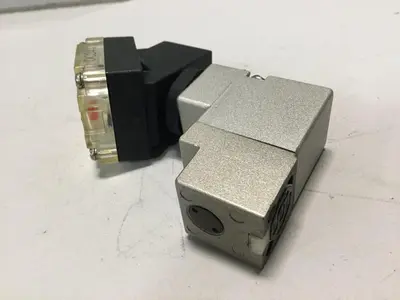 USED SMC V0301-005TZ-X302