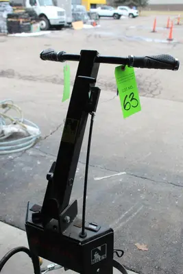 Diamatic 136-7812 Burnisher | Levy Recovery Group (12)