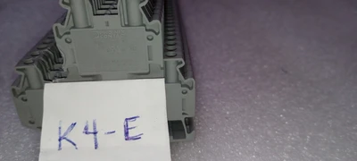 USED Phoenix Contact UTTB-4