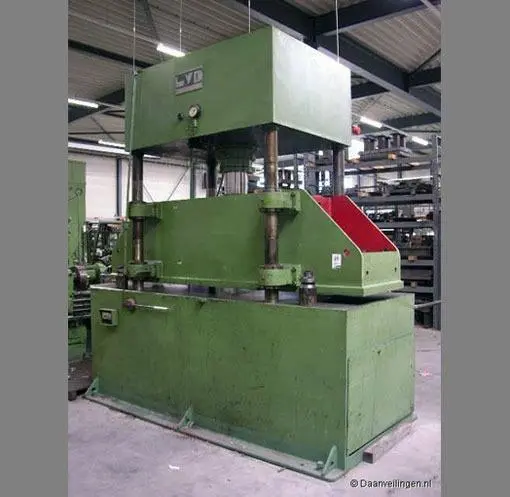 Used LVD 120 TON Hydraulic Presses BE | Apt International N.V #362308
