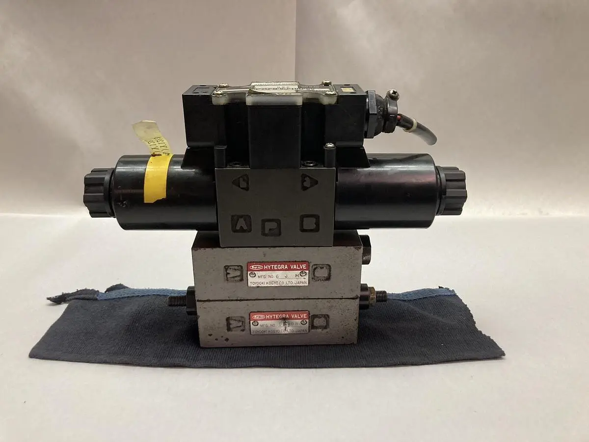 Used NACHI SS-H01-C6-R-D2-30 Pump & Valve Parts | Surplus Asset Holdings #1219543