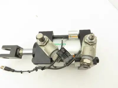 Numatics T6EQP-01/1E-AAA2 Pneumatic Air Cylinder 3.25" Bore x 1.5" Stroke 1" Rod