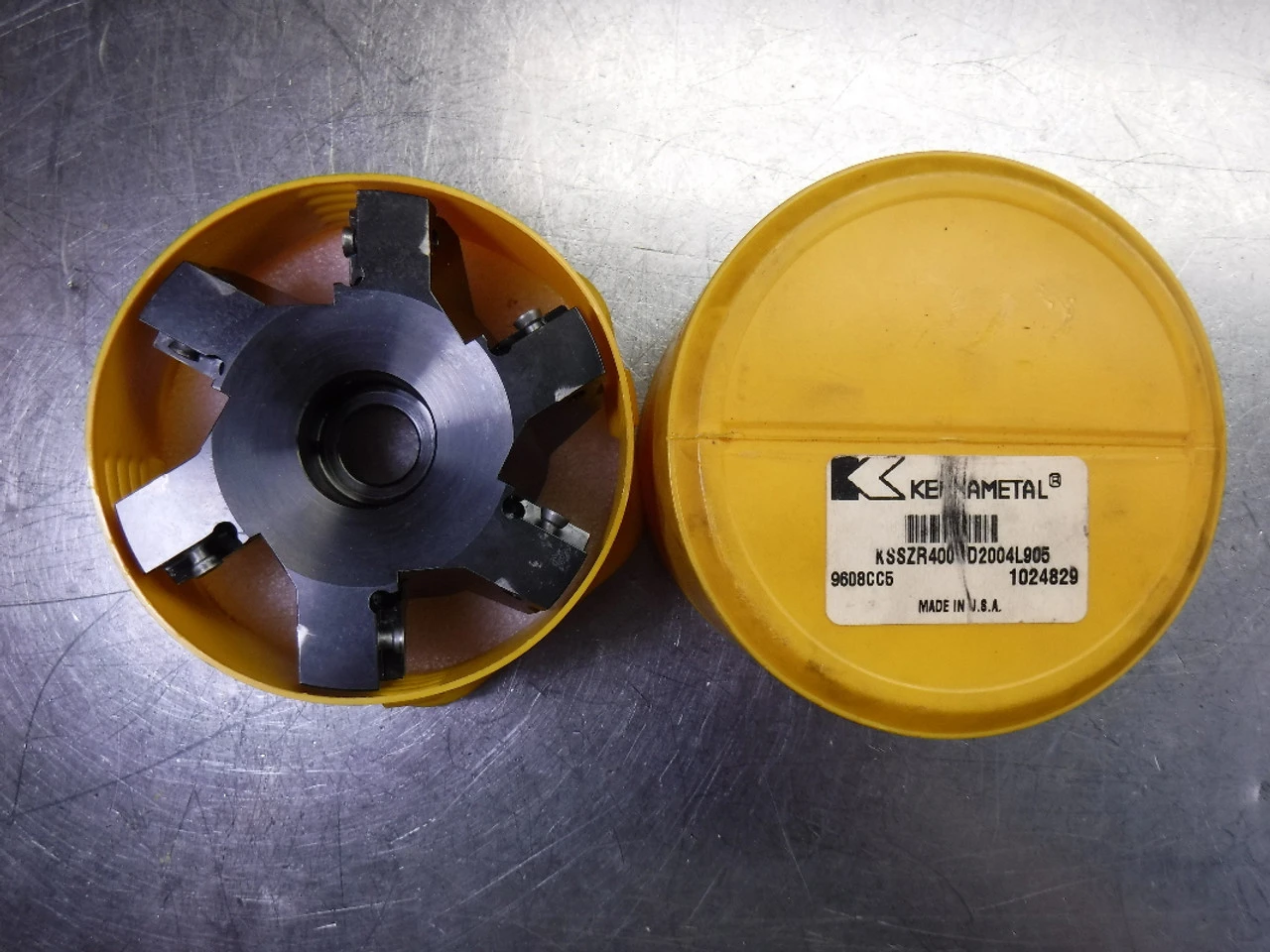 Kennametal 4" Indexable Facemill 1.25" Arbor KSSZR400GD2004L905 (LOC1869A)