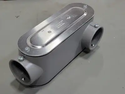2" Conduit Cody w/ Aluminum Cover