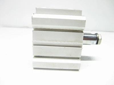 USED SMC CDQ2B63-20D