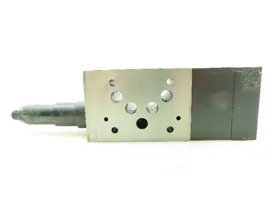 MOOG Hydrolux ZDMVP10PP2GW Hydraulic Cartridge Relief Sandwich Valve