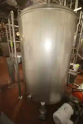 500 gal mueller stainless steel tank
