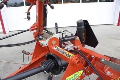 New | in-Stock 2026 PEQUEA HT4102 Tedders Pennsylvania US | Zimmerman Farm Service #1410115