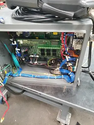 USED 2009 FANUC LR MATE 200IC