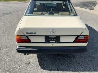 Used 1986 MERCEDES-BENZ 300E Cars Michigan US | Miedema Asset Management Group #1322375