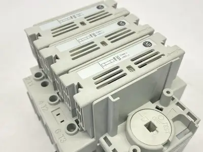 USED ALLEN-BRADLEY SER. A FUSIBLE DISCONNECT SWITCH, 3-POLE, 30A