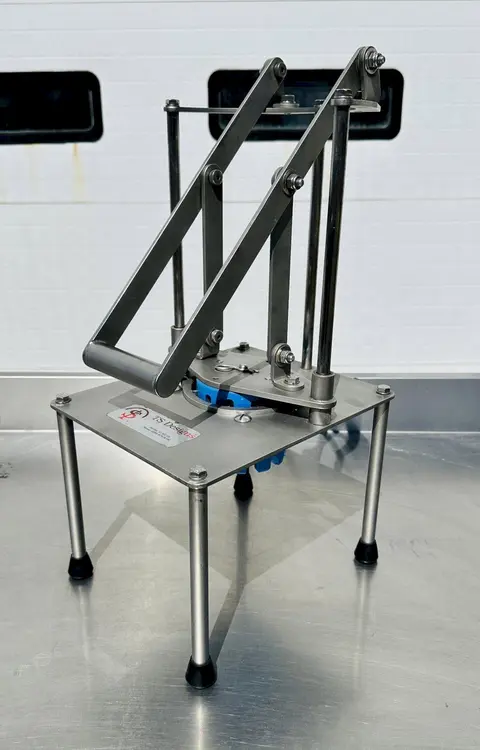 Used TS DESIGNS INC. SINGLE MANUAL 12 SLICE/WEDGER HEAVY DUTY Food Production Lines Ohio US | Portage Packaging Systems, Inc. #394152