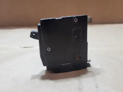 Used SQUARE D QO115 Switchgears British Columbia CA | Lenmark #1438613