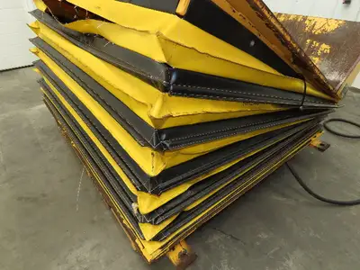 Econo Lift Pneumatic Tilt Table Tote Tipper 8000lbs 30° Degree 55 x 44" Top