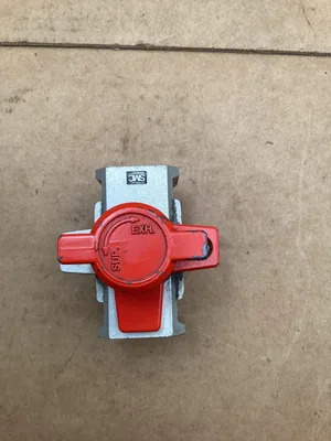 SMC NVHS4500 3 Way Valve N03-X116 Lock Out Style