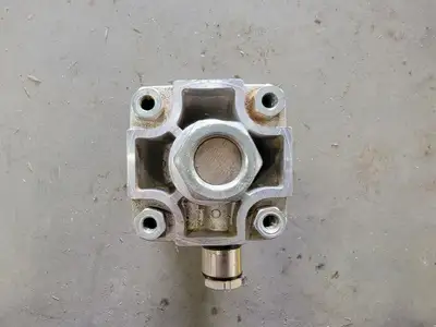 USED CAMOZZI 26N2A063A0105