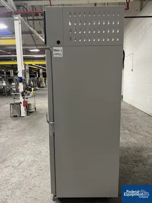 USED Environmental Specialties 33.8 Cu Ft Environmental Specialties Environmental Chamber, Model ES2000 CS