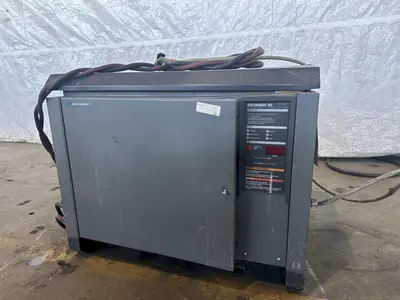 Used GNB SCR 100 Rectifier - Battery Chargers Ohio US | G-2000, Inc. #1264807