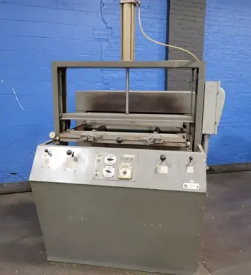 AAA MB2436-SA Single Station Thermoformers | PlastiMach Corp (2)