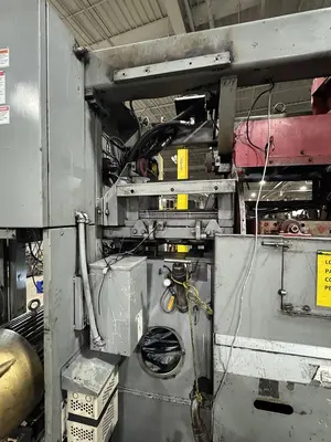 USED 2008 HUNTER XL-2024 AUTOMATIC MOLDING MACHINE