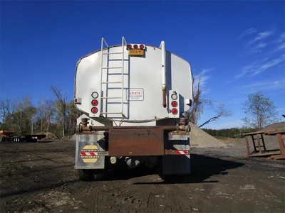 Used 2007 PETERBILT 340 Water Trucks | Abele Tractor #1343008