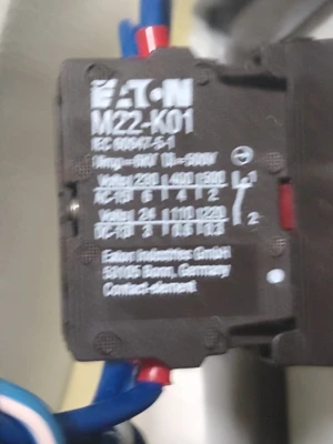 USED Rittal EMERGENCY STOP- RAIL CLAMP INSIDE INLET SIDE & RAIL CLAMP OUTFLOW
