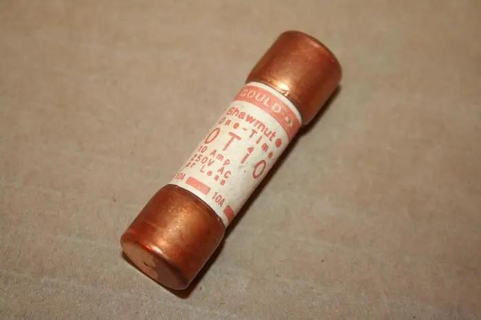 Used GOULD / SHAWMUT OT10 Fuses Michigan US | Ideal Machinery #592369