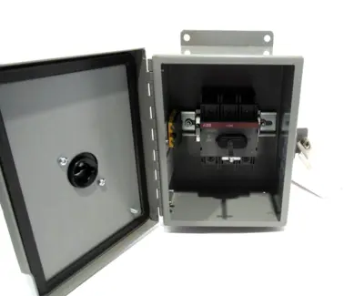 NEW ABB NF602-3PB6CHSS DISCONNECT NF6023PB6CHSS