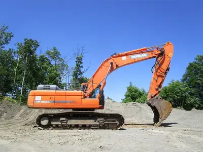 Used 2012 DOOSAN DX350 LC Crawler Excavators | Abele Tractor #1342776