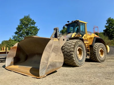 Used 2016 VOLVO L220H Wheel Loaders | Abele Tractor #1342932