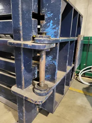 USED JV CRAM A LOT HX-72W
