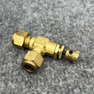 Used Swagelok B-6JNA Pump & Valve Parts California US | Davliegogo LLC #1705511