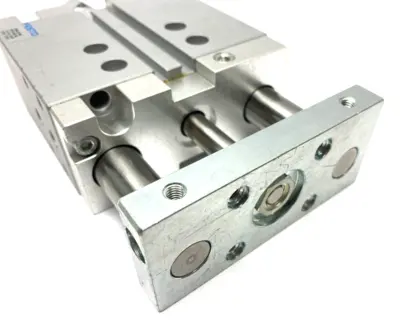 New | in-Stock Festo Pneumatic Guided Drive Cylinder 40mm Stroke 532318 Pneumatic Cylinders Michigan US | Maverick Industrial Sales #1392972