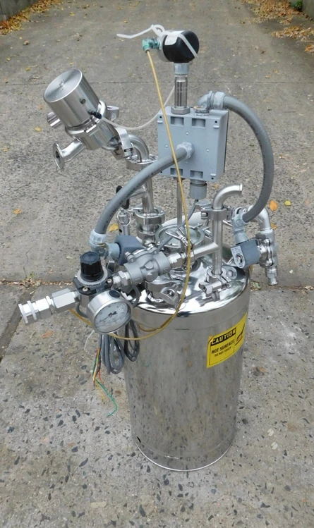 Used ALLOY PRODUCTS TANK 8 GALLON Stainless Steel Tanks New Jersey US | Champion Trading Corporation #424674