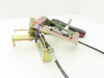 Allen Bradley 6608C44 Circuit Breaker Disconnect Handle Mechanism 36" Cable