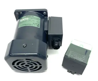 Used Oriental Motor Induction Motor, 400W 1/4HP, Pinion Shaft w/ Capacitor A.C. Motors Michigan US | Maverick Industrial Sales #1397766