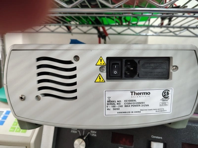Used THERMO SCIENTIFIC _UNKNOWN_ Electrophoresis California US | Biotech Equipment Sales #1464480