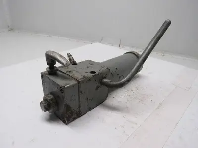 DP-1101-3 Pneumatic Machine Central Lubrication Pump