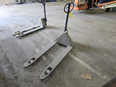 Pallet Jack (LOCATION: Batavia, OH)
