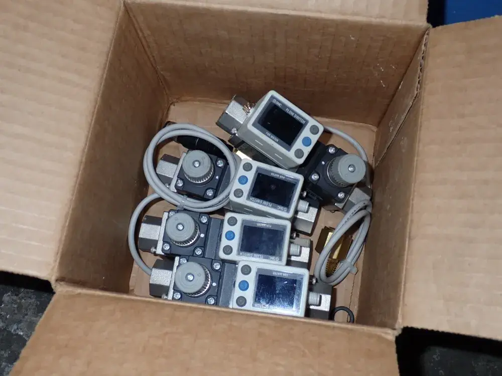 USED SMC PF3W7040AZ00882
