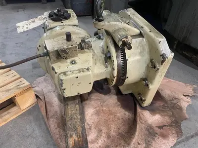 KEARNEY & TRECKER All Angle Universal Head
