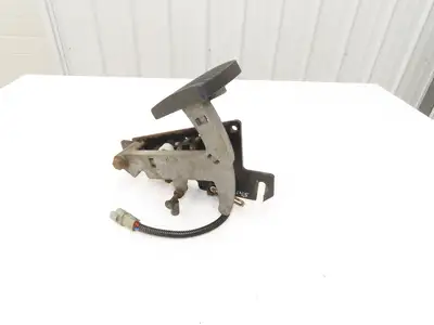 Hyster E60Z-33 Throttle Go Accelerator Gas Pedal