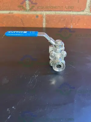 USED HINLINE STAINLESS STEEL BALL VALVE  W/ 3/4" SANITARY FITTING