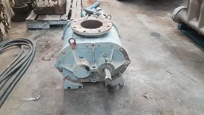 USED ROOTS DRESSER 615 U-RAI ROTARY POSITIVE VACUUM PUMP / BLOWER