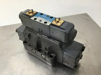 USED VICKERS DG4V-3-6C-M-U-HL7-60-B13