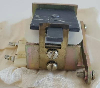 NEW Westinghouse S-151D786G04
