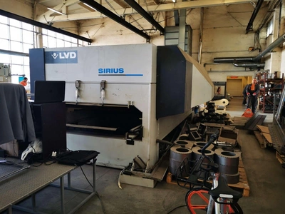 LVD Laser Cutter, 11284 hrs