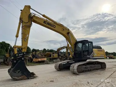USED 2024 Kobelco SK300-11