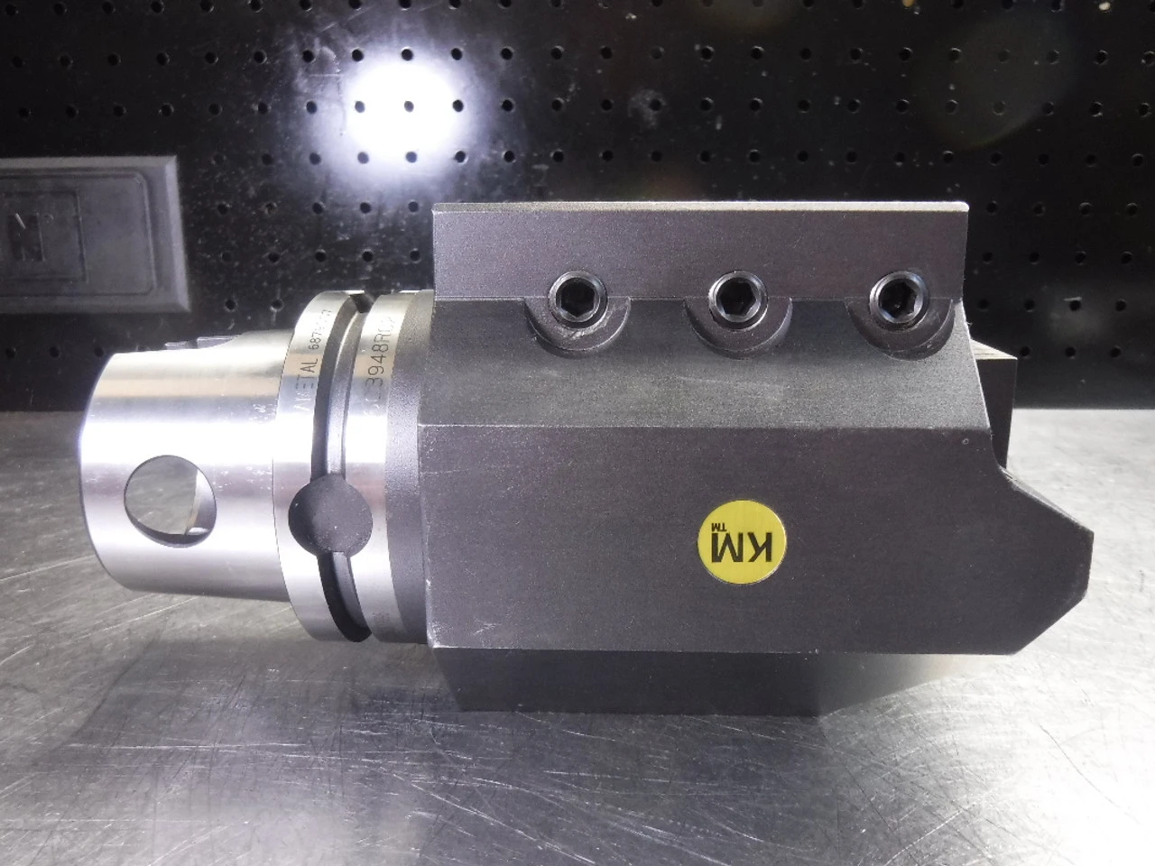 Kennametal KM80 1.33" Lathe Tool Post 1603948R02 (LOC1292A)